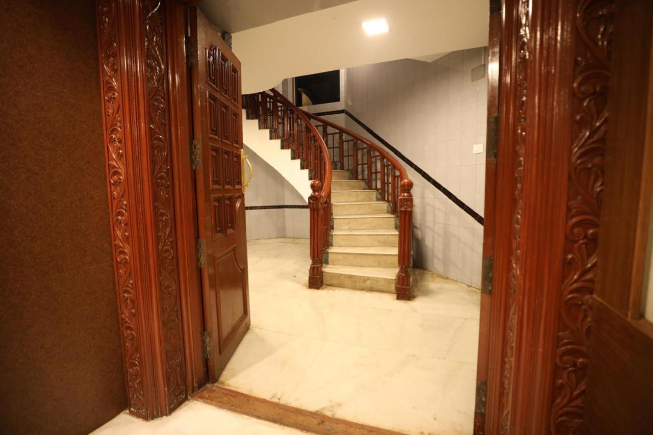A.R Residency Ξενοδοχείο Τσενάι Εξωτερικό φωτογραφία
